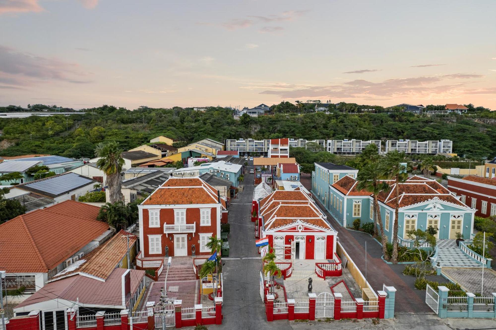 The Ritz Village (Adults Only) Willemstad Exterior foto