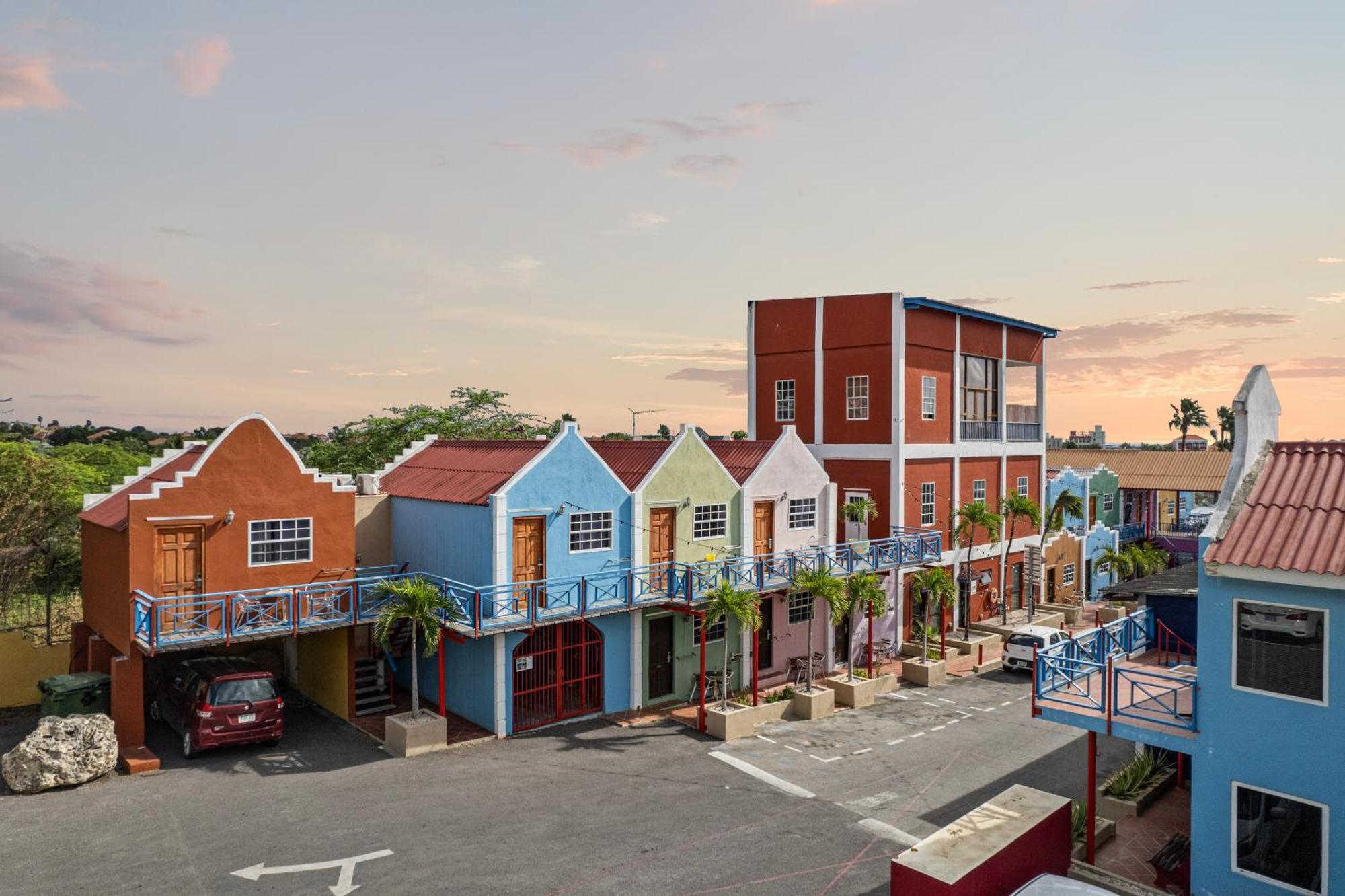 The Ritz Village (Adults Only) Willemstad Exterior foto